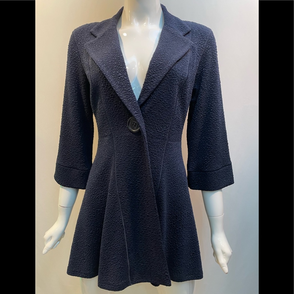 EVA VARRO 3/4 SLV. EMPIRE WAIST ONE BUTTON JACKET, NAVY PEBBLES